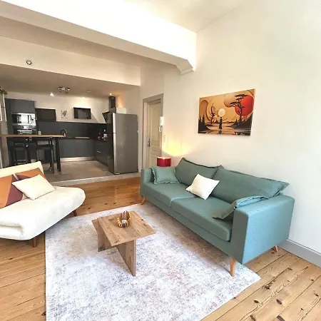 Louisa - Spacieux En Plein Centre - Places Gratuites - 1er Etage